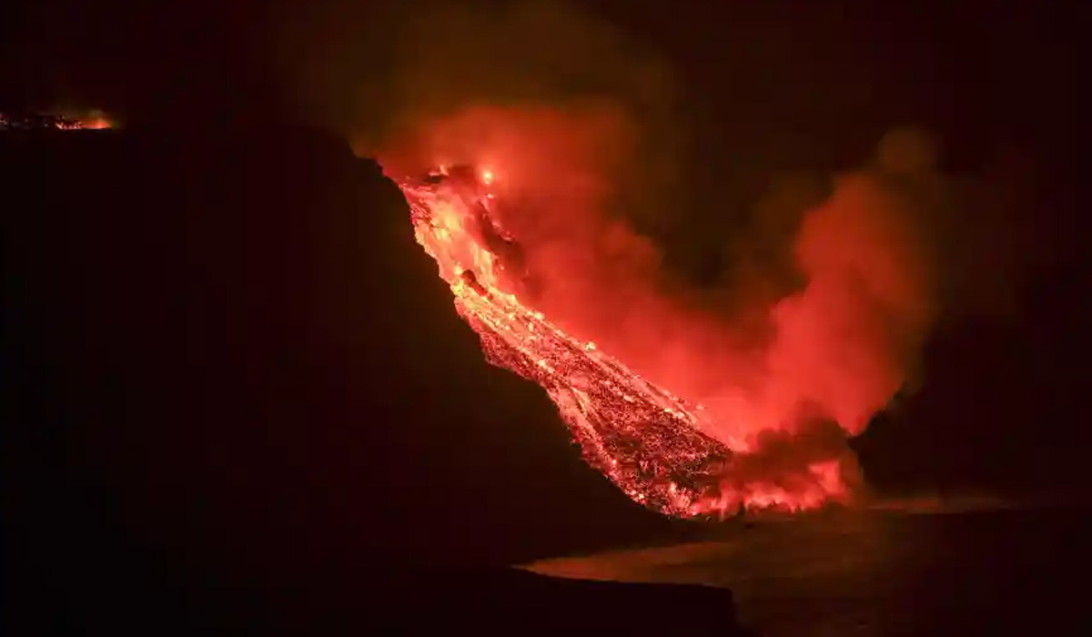 Canary Islands volcano lava reaches sea, raising fears of toxic gas clouds